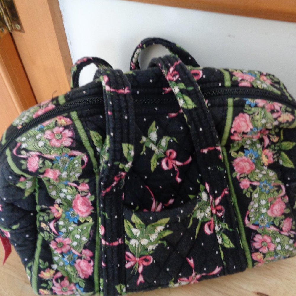 VERA BRADLEY FLORAL PURSE